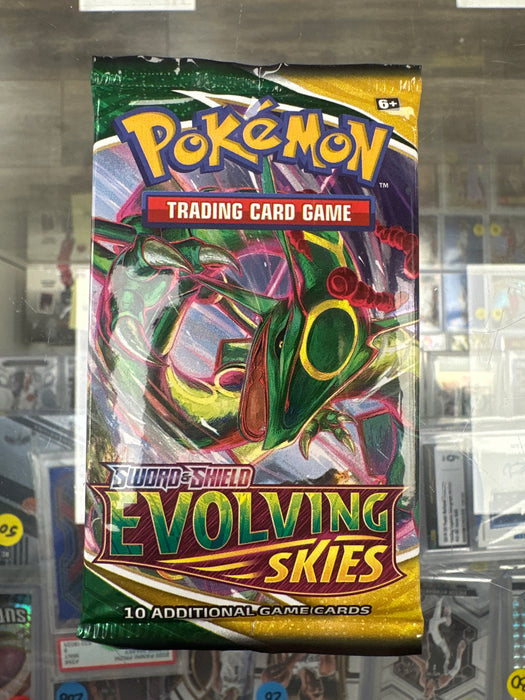 Pokemon TCG Evolving Skies Booster Pack - SWSH07